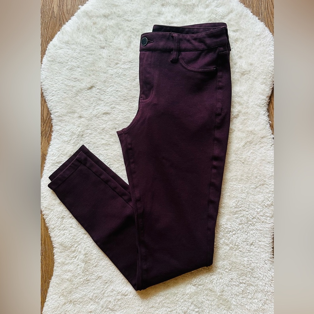 Liverpool Burgundy Jean- Style Skinny Pants Size 4